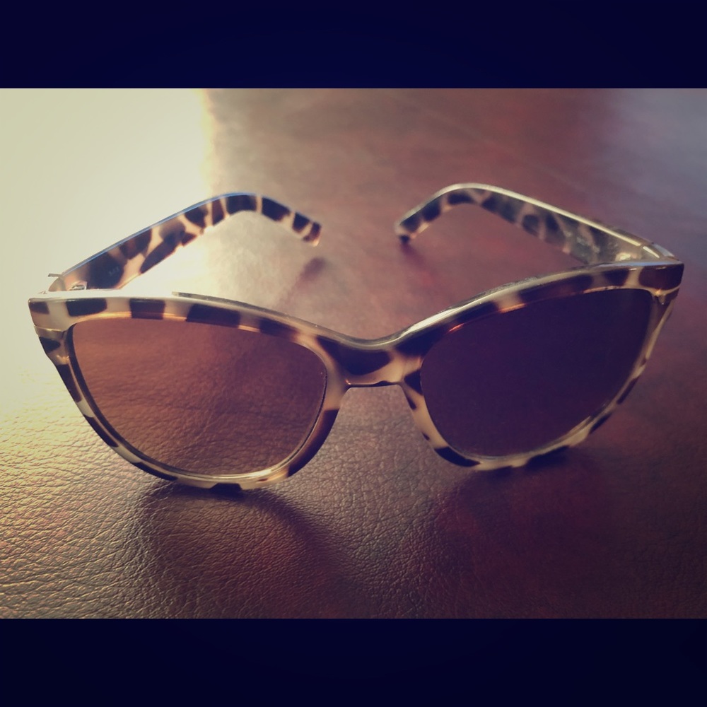 Kenneth Cole animal print sunglasses!